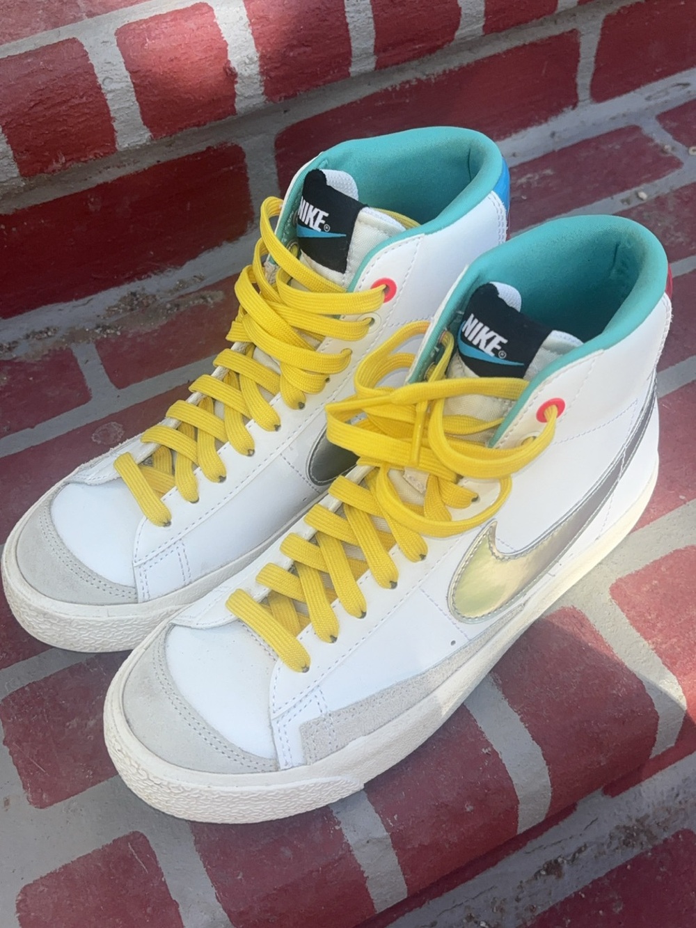 Nike blazer mid ‘77 White High-Top Sneakers with Yellow Laces and Teal Collar
